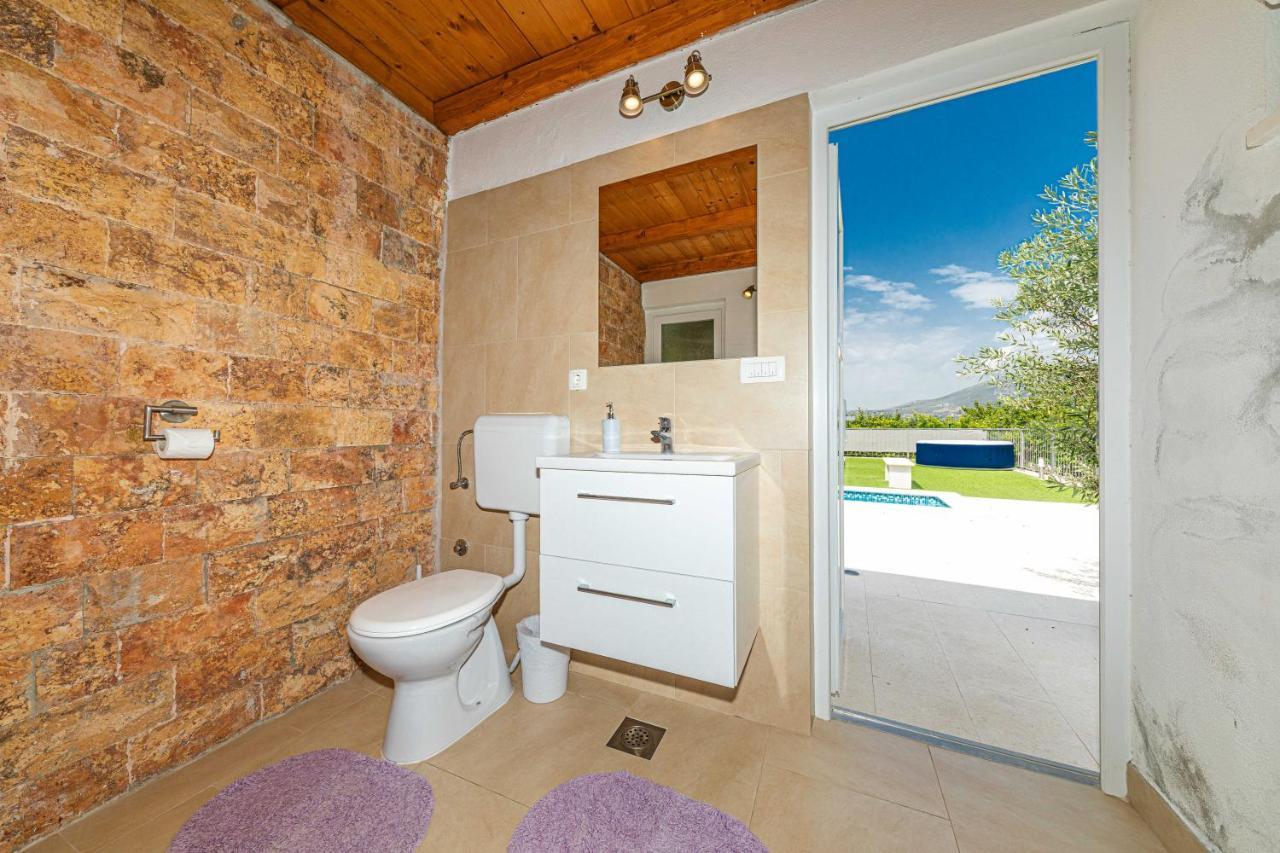 Home Away From Home With Outdoor Pool, Botanical Garden And A Beautiful Sea View Kastela Luaran gambar