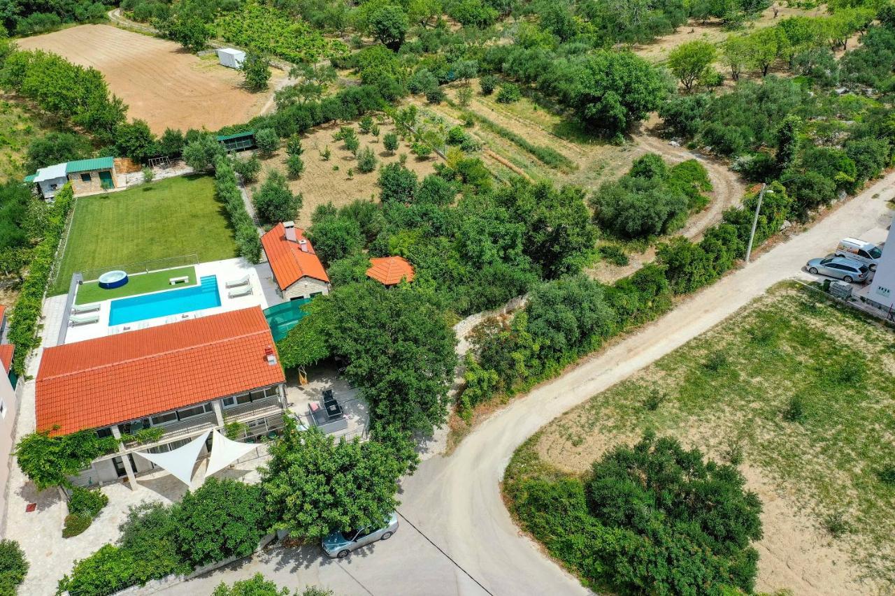 Home Away From Home With Outdoor Pool, Botanical Garden And A Beautiful Sea View Kastela Luaran gambar