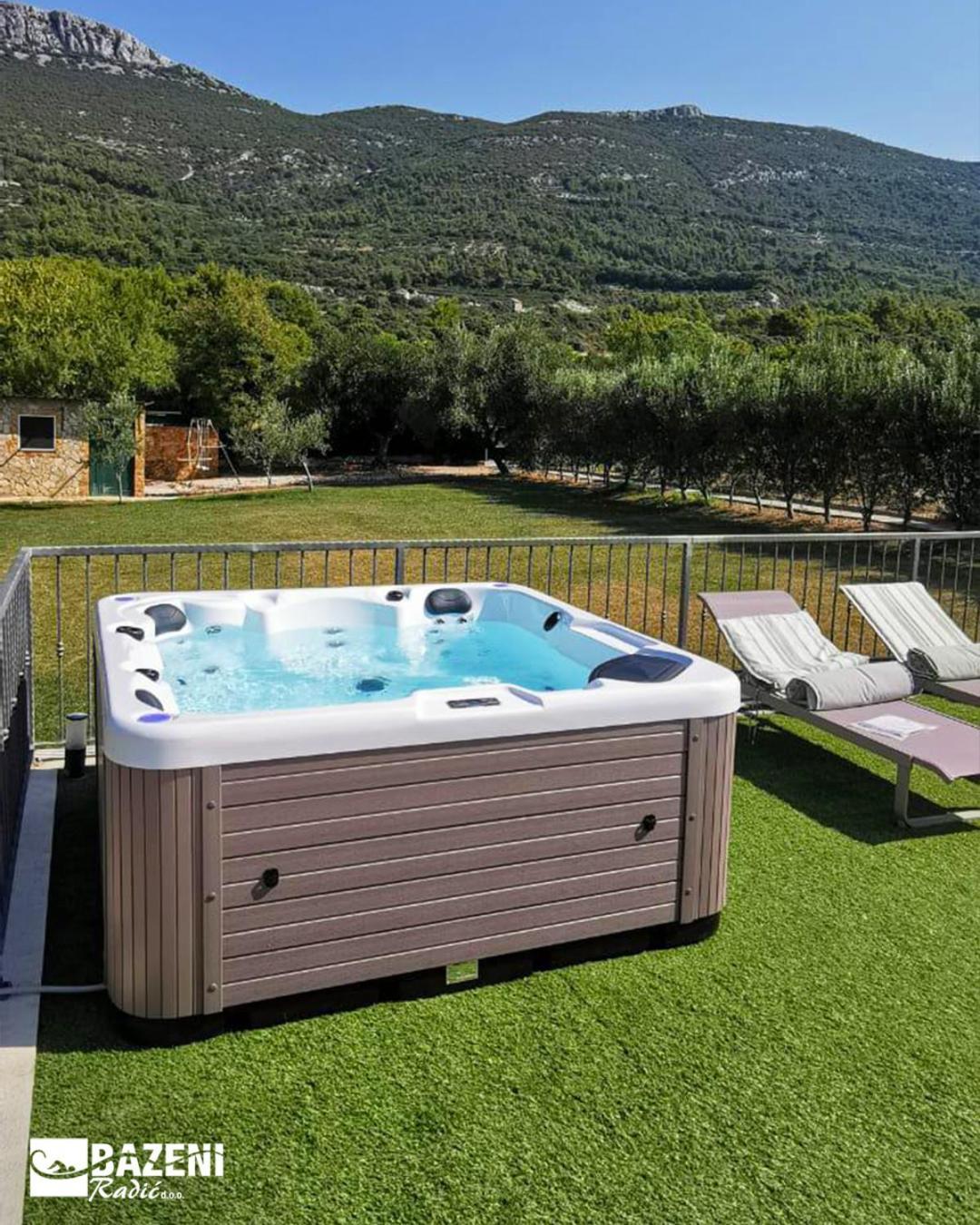 Home Away From Home With Outdoor Pool, Botanical Garden And A Beautiful Sea View Kastela Luaran gambar